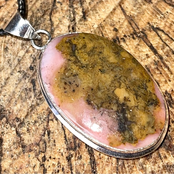 Beautiful Pino & Brown Peruvian Opal Pendant 2” - Picture 3 of 12